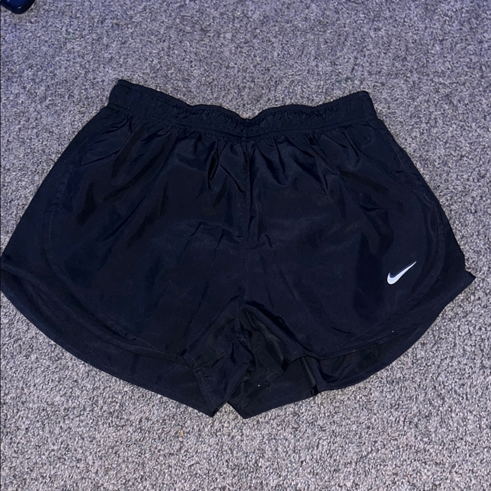 Nike Black Athletic Shorts Lightweight Moisture-Wicking